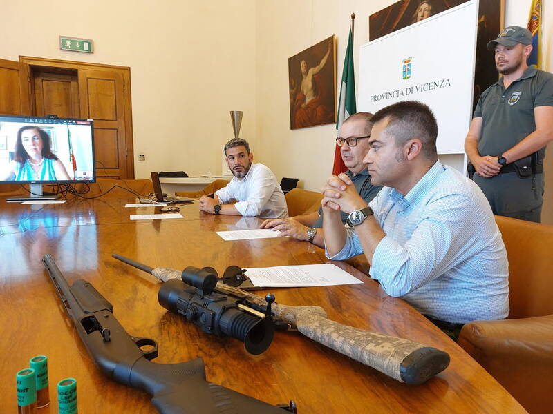 Allontanamento del lupo proiettili di gomma Foto 2