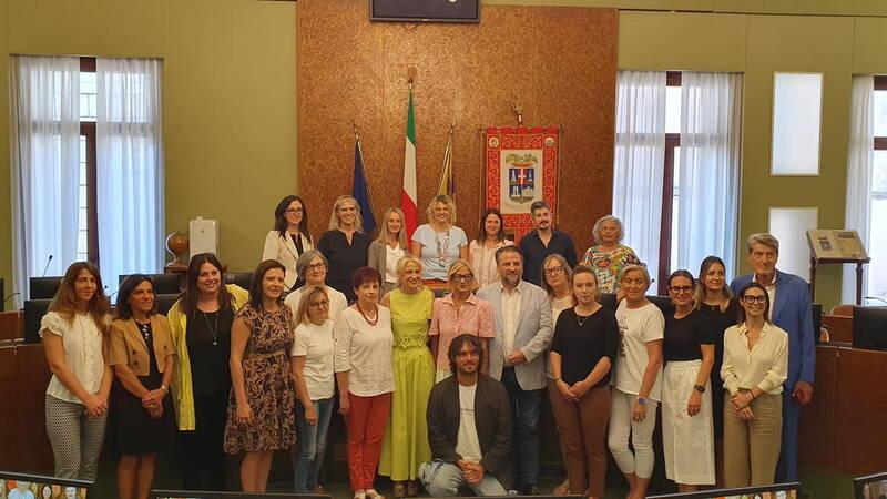 Amministratori gentili Foto 1