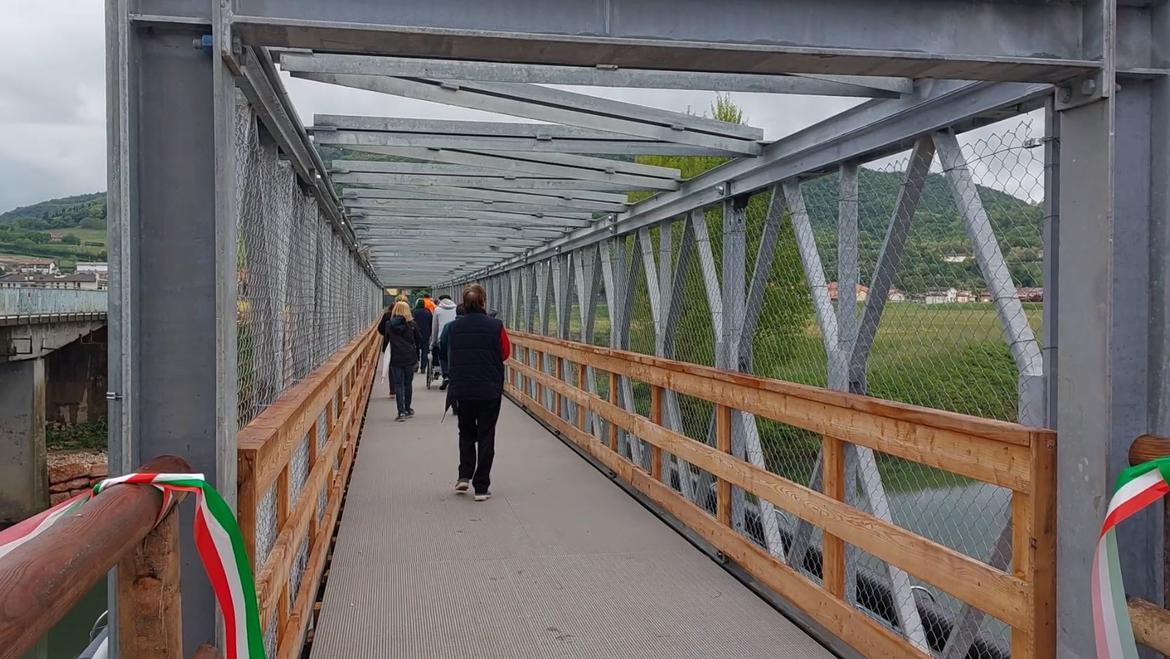 ponte Secula passerella