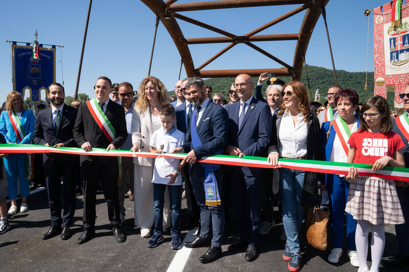 ponte secula taglio nastro